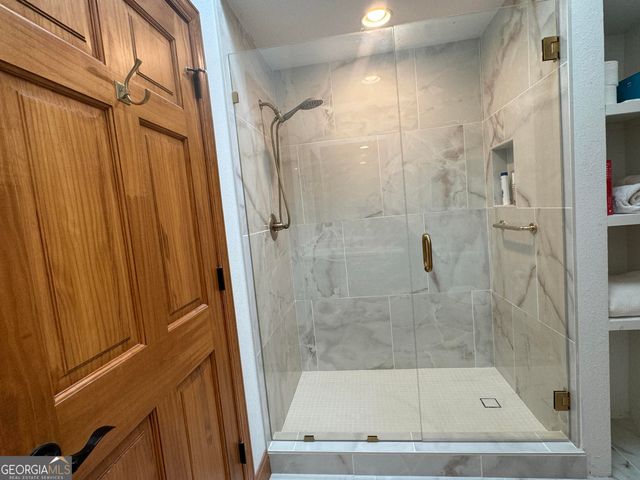 335 Northshore Drive, Blairsville, GA 30512