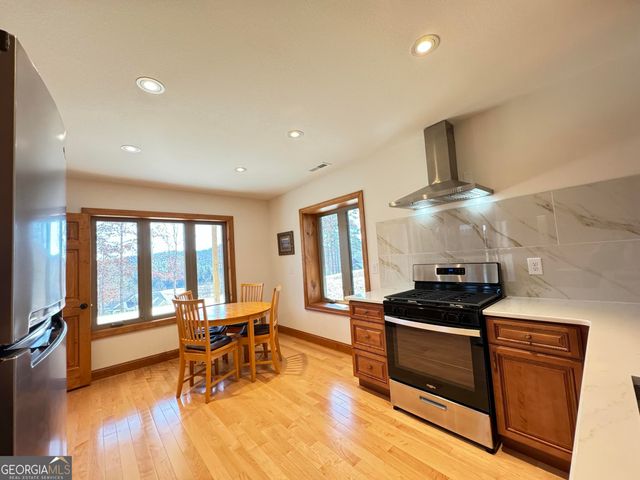 335 Northshore Drive, Blairsville, GA 30512