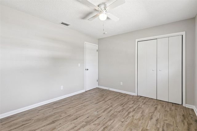 489 S DEERWOOD AVENUE, Orlando, FL 32825