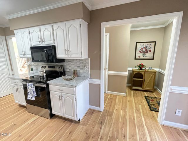 4536 Hamptonshire Drive, Raleigh, NC 27613