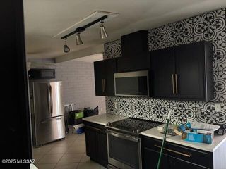 715 N Belvedere Avenue, Tucson, AZ 85711