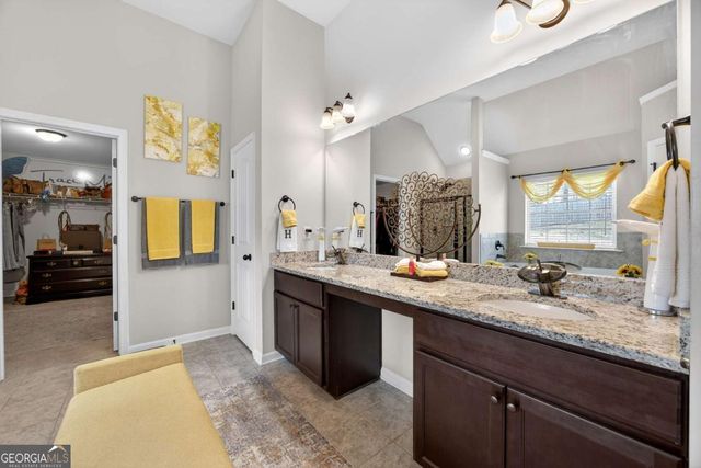 136 Delwood Drive, Mcdonough, GA 30252