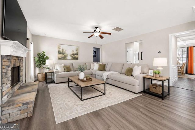 136 Delwood Drive, Mcdonough, GA 30252