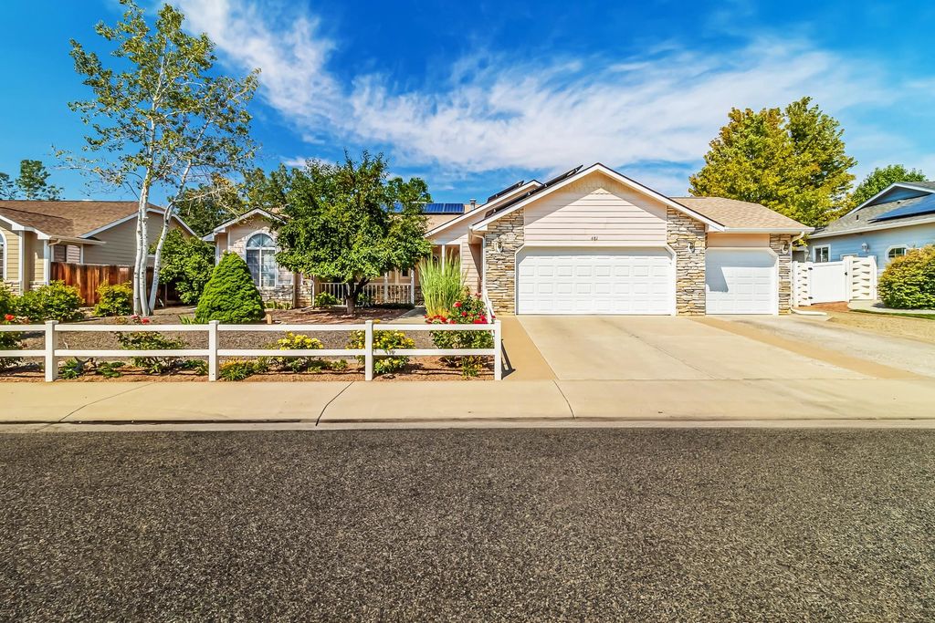 681 Moonrise Court, Grand Junction, CO 81505