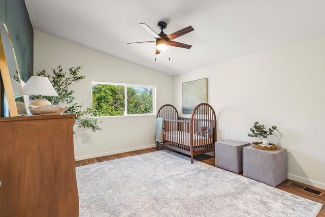 1335 Merry Knoll Rd, Auburn, CA 95603