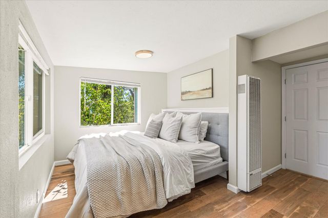 1335 Merry Knoll Rd, Auburn, CA 95603