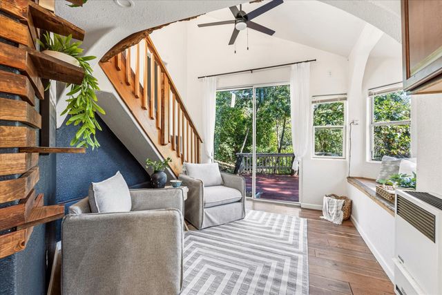 1335 Merry Knoll Rd, Auburn, CA 95603