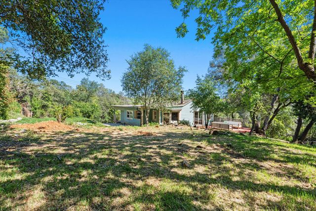 1335 Merry Knoll Rd, Auburn, CA 95603