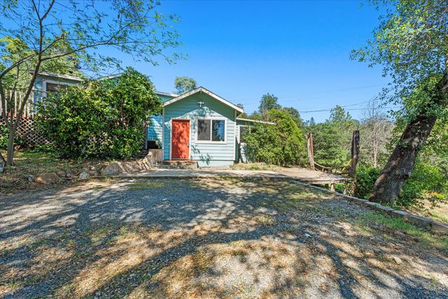 1335 Merry Knoll Rd, Auburn, CA 95603