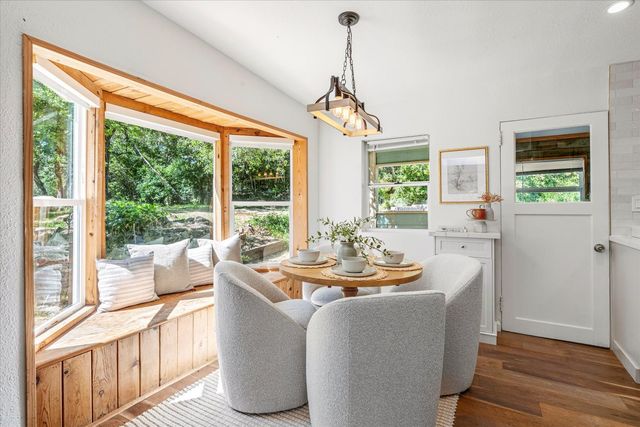 1335 Merry Knoll Rd, Auburn, CA 95603