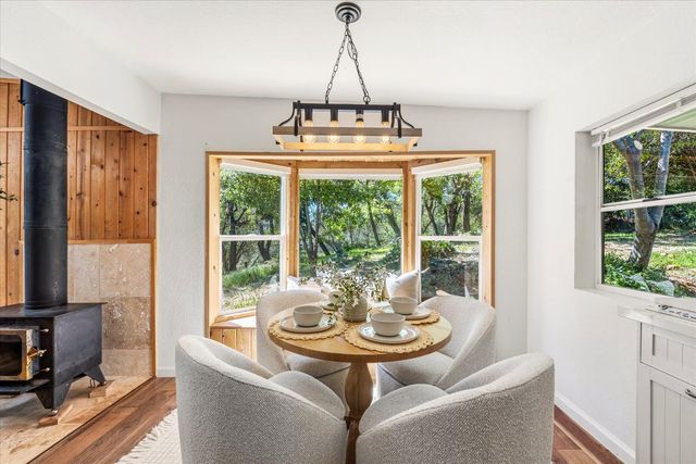 1335 Merry Knoll Rd, Auburn, CA 95603