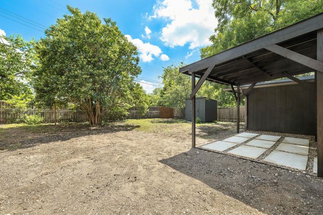 1400 Glencrest DR, Austin, TX 78723