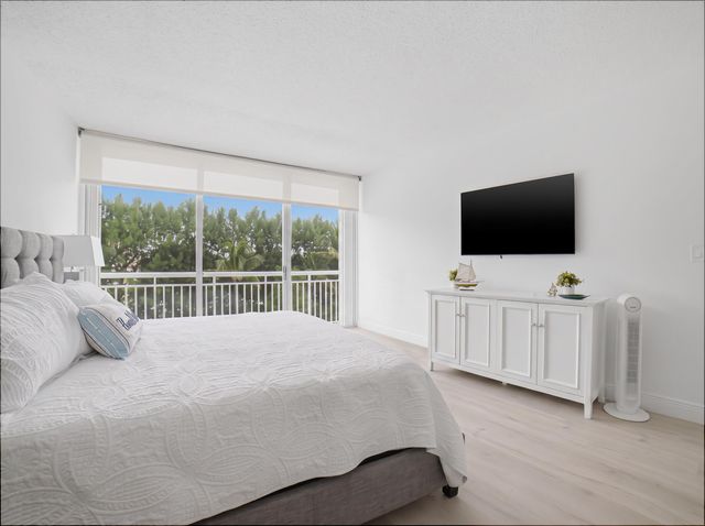 2780 S OCEAN Boulevard 309, Palm Beach, FL 33480