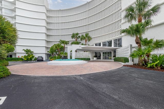 2780 S OCEAN Boulevard 309, Palm Beach, FL 33480