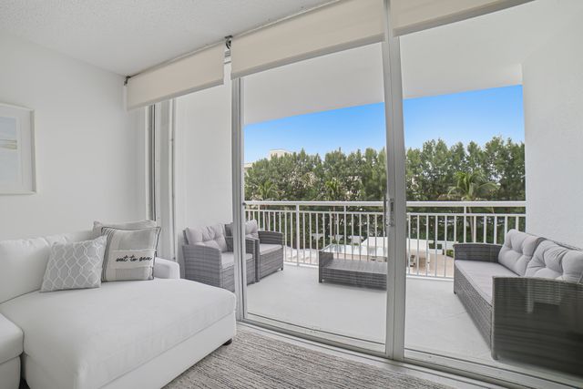 2780 S OCEAN Boulevard 309, Palm Beach, FL 33480