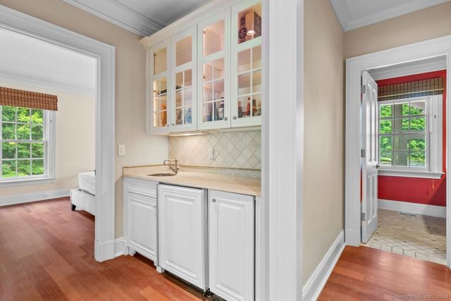 1 Flower Farm Lane, Westport, CT 06880