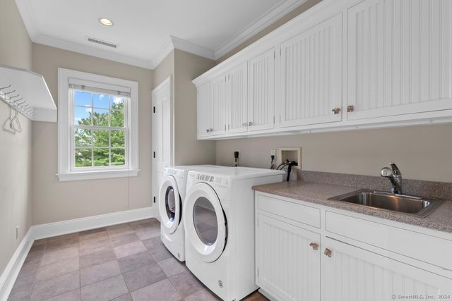 1 Flower Farm Lane, Westport, CT 06880