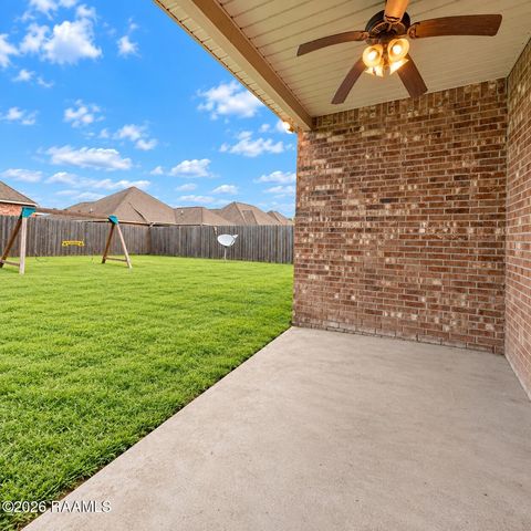 118 Peak Valley Street, Youngsville, LA 70592