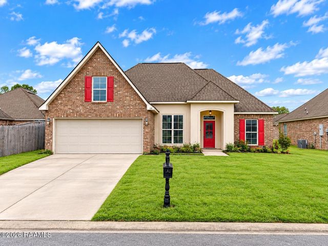 118 Peak Valley Street, Youngsville, LA 70592
