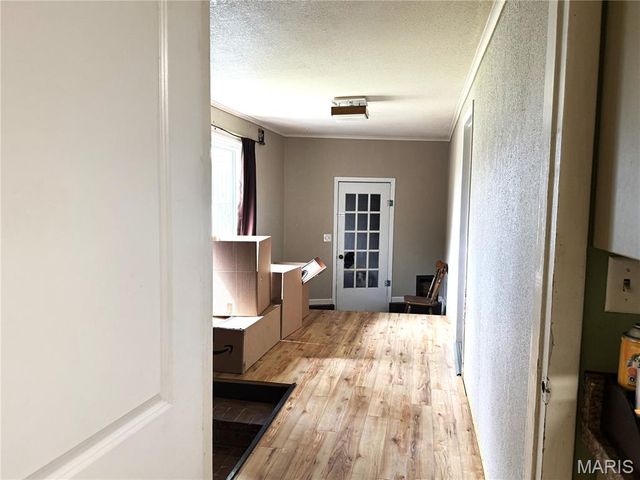 305 Centre Street, Cooter, MO 63839