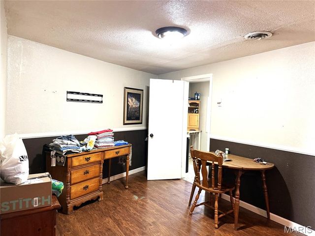 305 Centre Street, Cooter, MO 63839