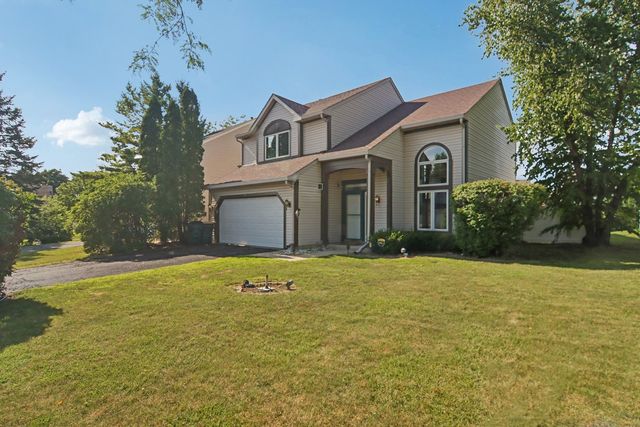 18 W Rosewood Lane, Round Lake Beach, IL 60073