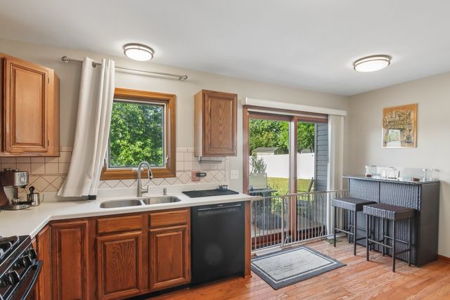 18 W Rosewood Lane, Round Lake Beach, IL 60073