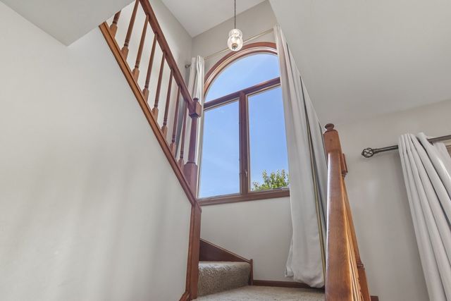 18 W Rosewood Lane, Round Lake Beach, IL 60073