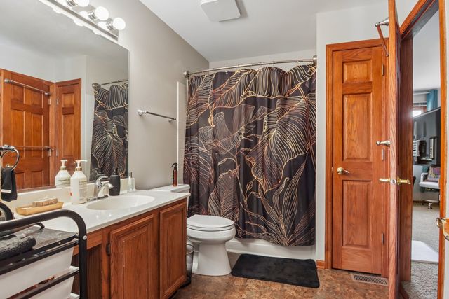 18 W Rosewood Lane, Round Lake Beach, IL 60073