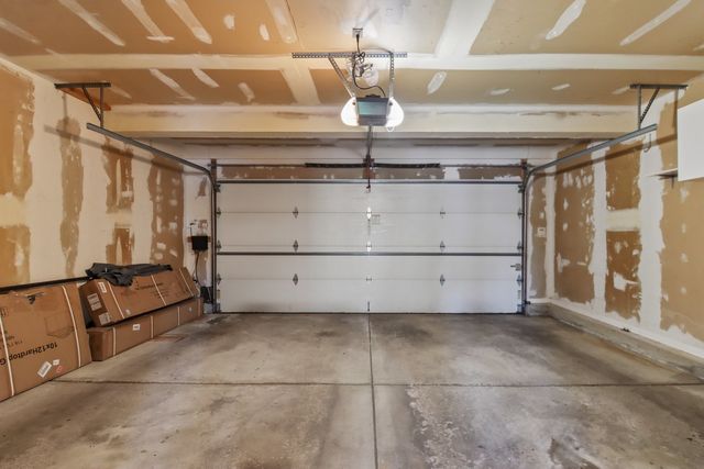 18 W Rosewood Lane, Round Lake Beach, IL 60073