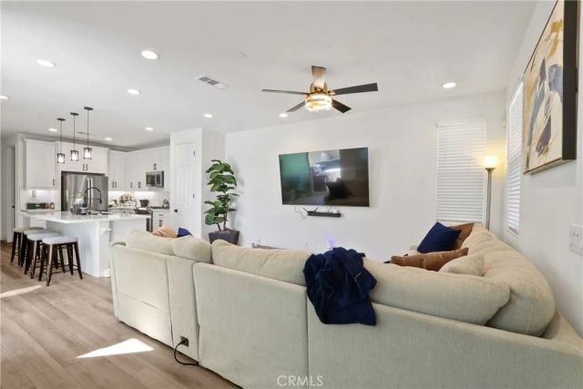14996 Cavetto Lane, Fontana, CA 92336