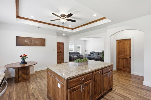 1501 Business Highway 121, Trenton, TX 75490
