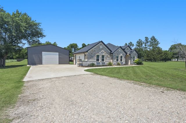 1501 Business Highway 121, Trenton, TX 75490