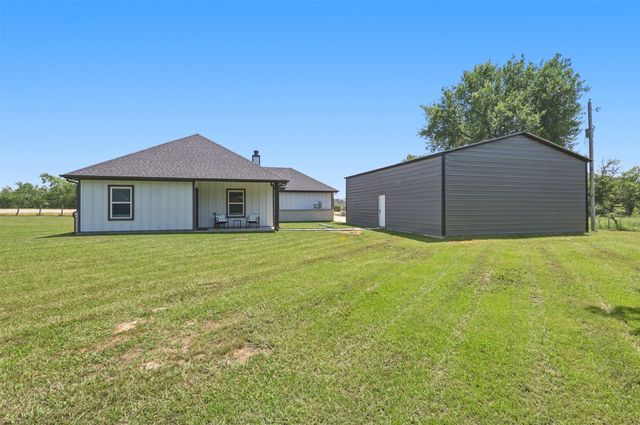 1501 Business Highway 121, Trenton, TX 75490