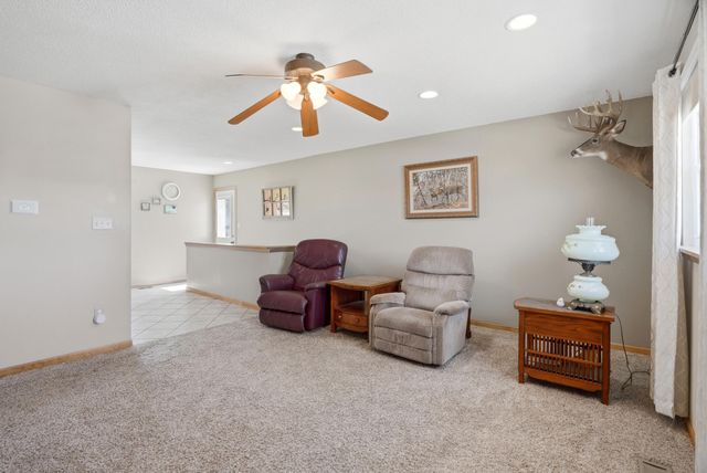 8400 N PHILLIPE RD, Hallsville, MO 65255