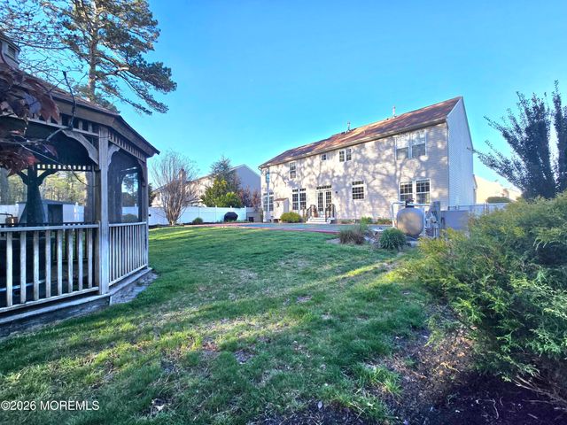 56 Timberline Road, Bayville, NJ 08721