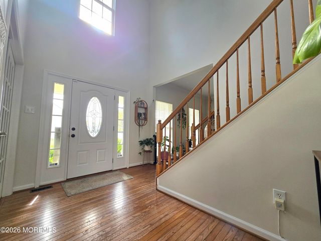 56 Timberline Road, Bayville, NJ 08721