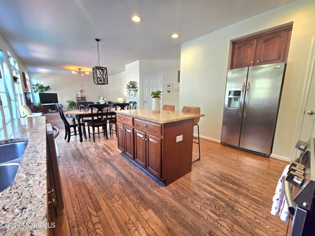 56 Timberline Road, Bayville, NJ 08721