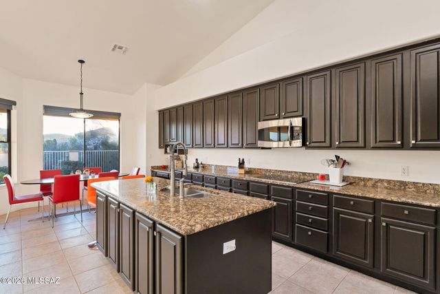 3477 W Tiny Bird Court, Tucson, AZ 85745