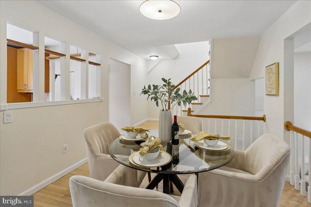 4927 ARCTIC TER, Rockville, MD 20853