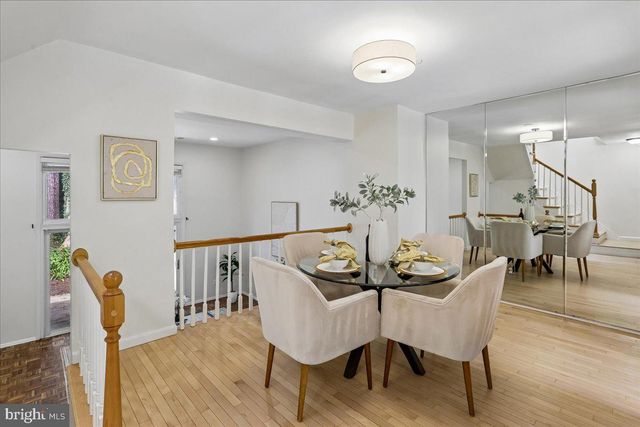 4927 ARCTIC TER, Rockville, MD 20853