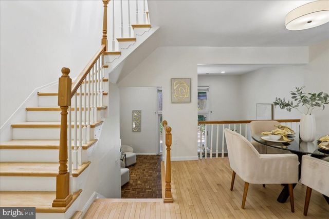 4927 ARCTIC TER, Rockville, MD 20853