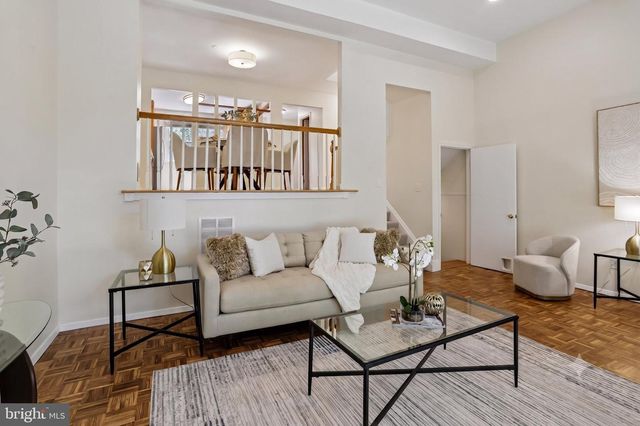4927 ARCTIC TER, Rockville, MD 20853