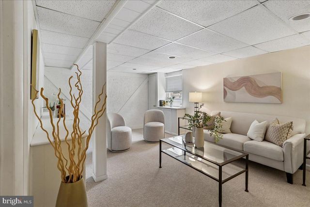 4927 ARCTIC TER, Rockville, MD 20853