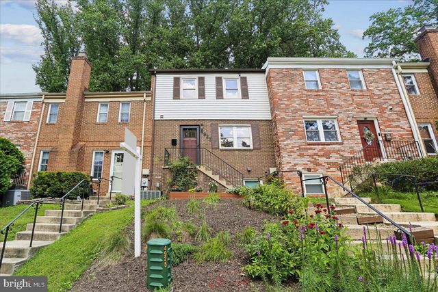 4927 ARCTIC TER, Rockville, MD 20853