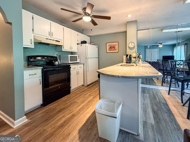 854 Edelweiss Strasse 502, Helen, GA 30545
