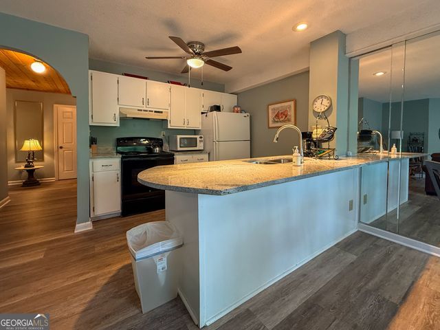 854 Edelweiss Strasse 502, Helen, GA 30545