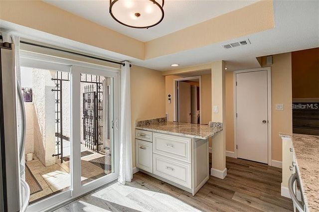 4316 SUNRAY COURT 34, Tampa, FL 33615