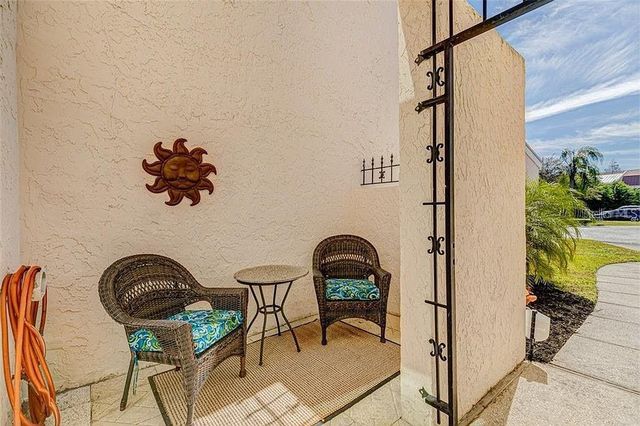 4316 SUNRAY COURT 34, Tampa, FL 33615