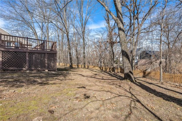 306 Genesis Drive, Bentonville, AR 72712